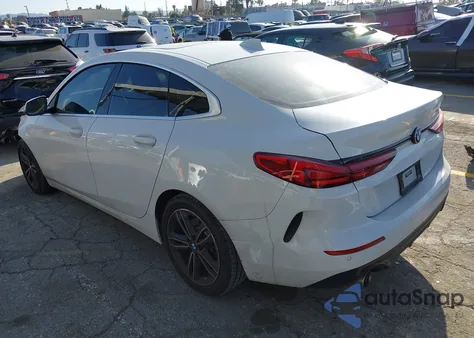 2022 BMW 228 Gran Coupe I Sdrive z USA, uszkodzony, nr VIN WBA53AK06N7J82783